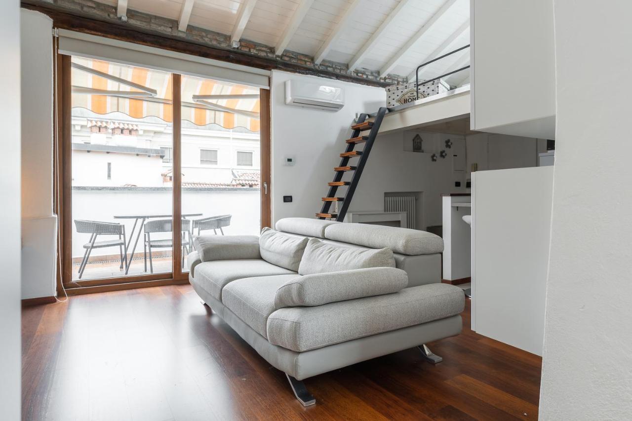 In Our Home By Holiday Solutions Como Luaran gambar