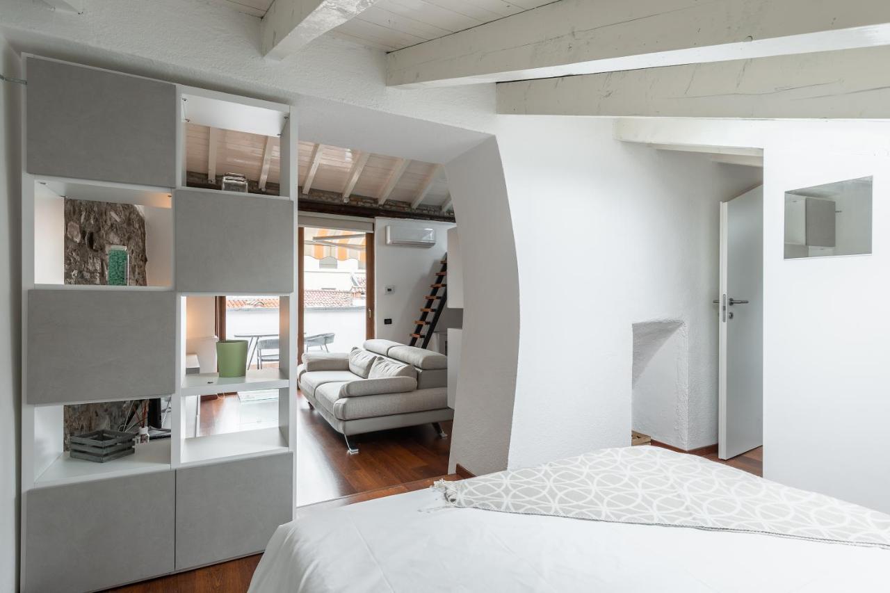 In Our Home By Holiday Solutions Como Luaran gambar